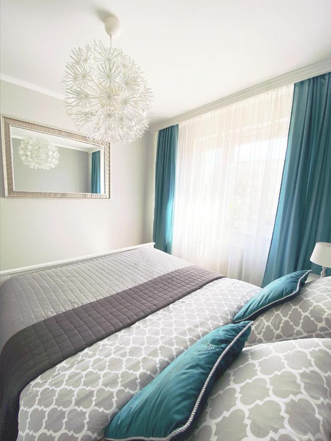 Apartament Na Teczowej Wrocław Eksteriør bilde