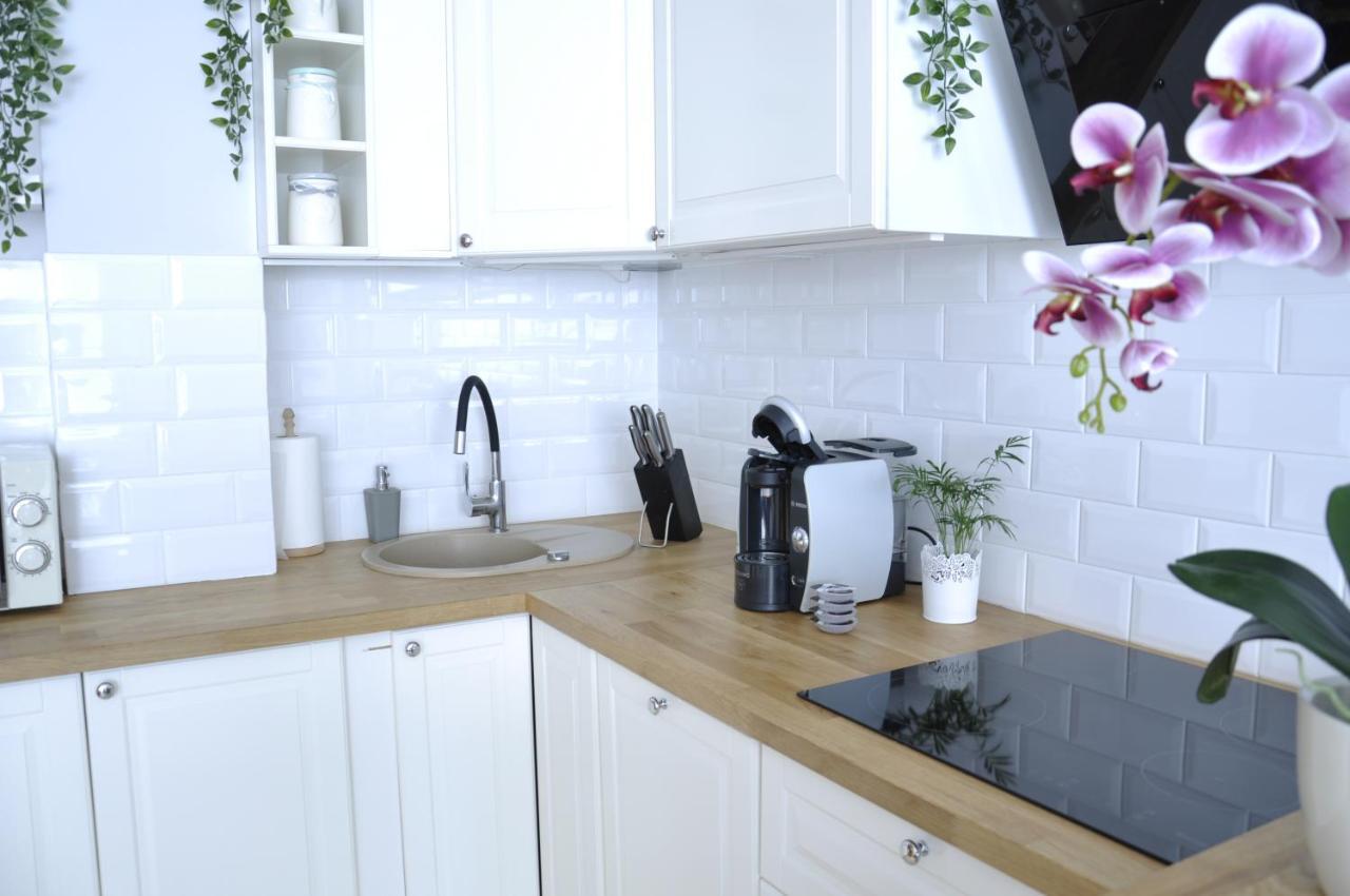 Apartament Na Teczowej Wrocław Eksteriør bilde